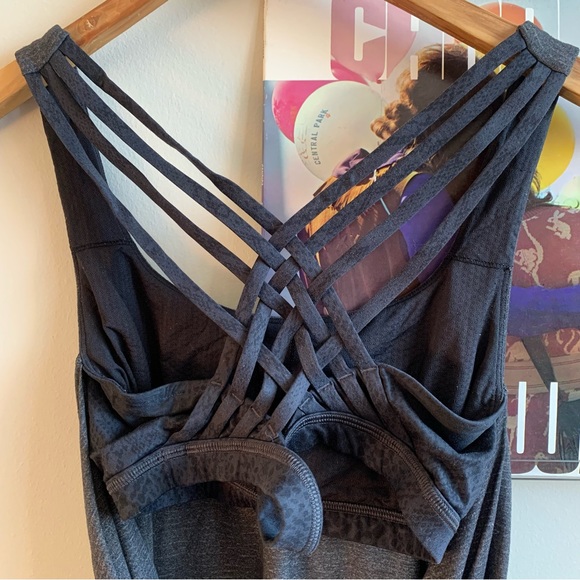 Lululemon Wild Tank - Picture 8 of 9